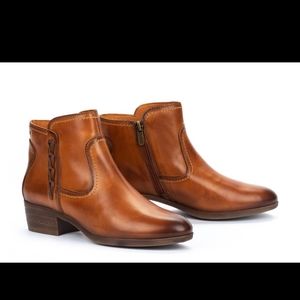 PIKOLINOS Brown Ankle Boots